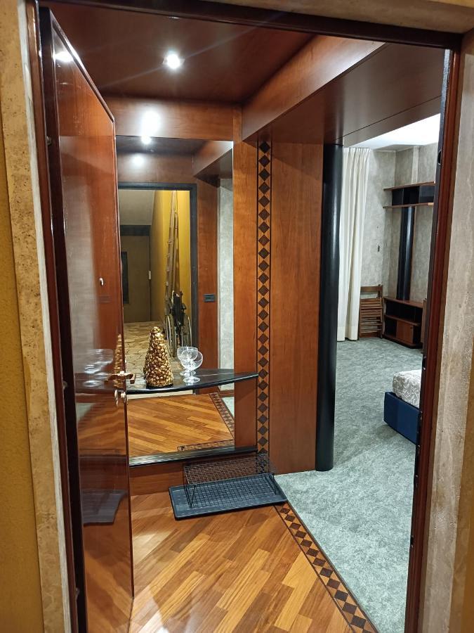 Milan South Gate Apartment ภายนอก รูปภาพ
